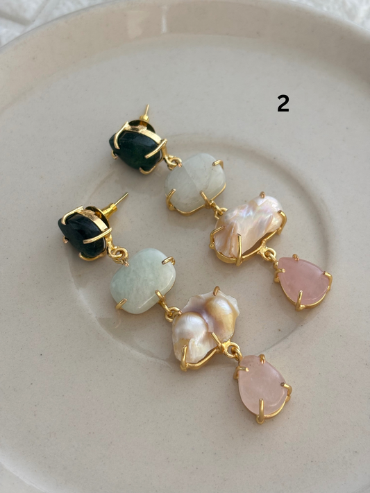 Pearl Color Natural Stone Dangler