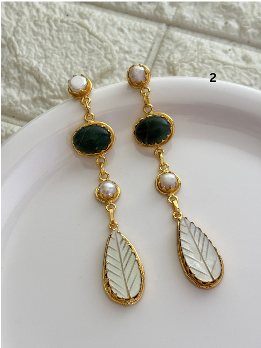 Iris Danglers- Brass