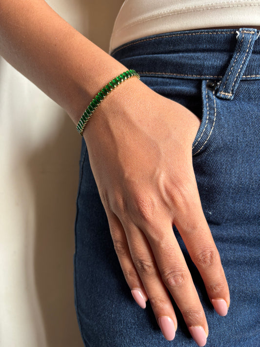Meraki Emerald Pull-Up Bracelet