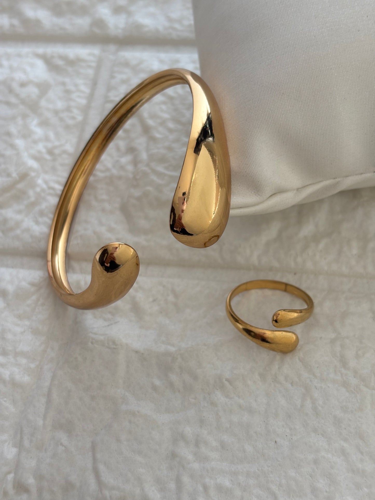 Hazel Adjustable Cuff-Combo