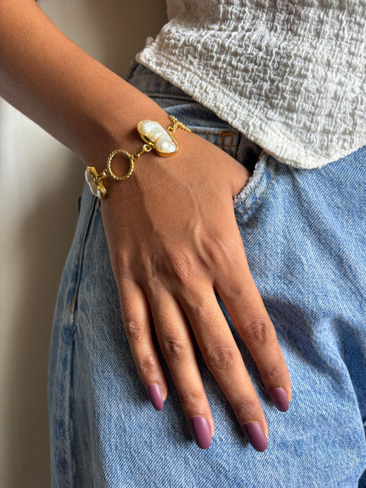 Baroque Pearl Cut-out Bracelet- Brass