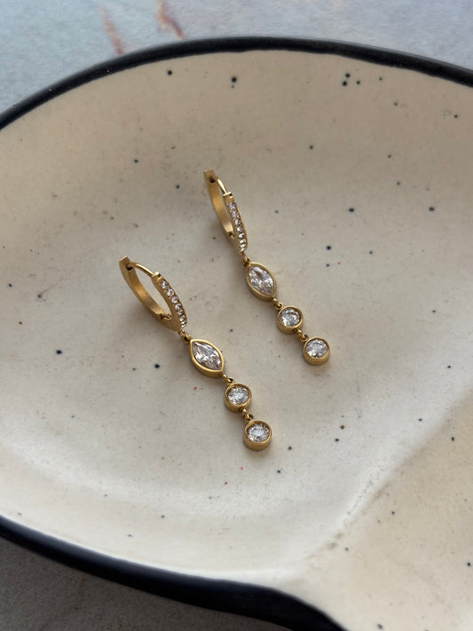 Luxurio Studded Huggies