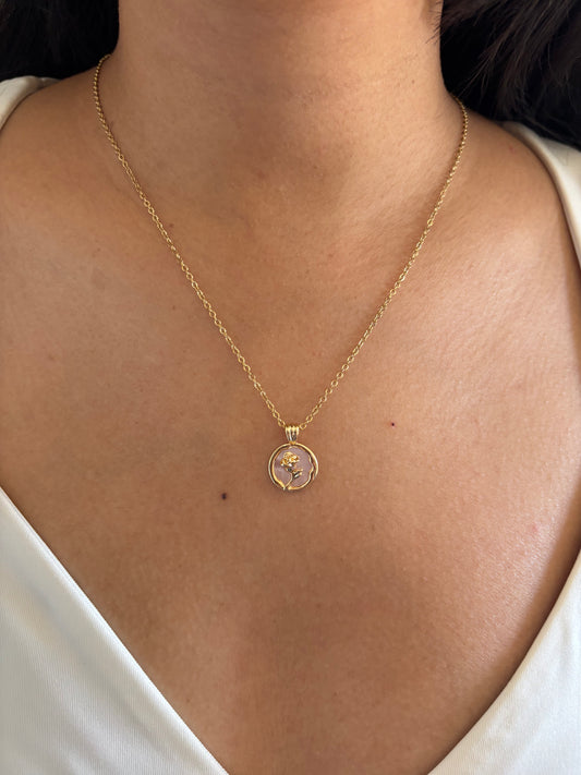 3D MOP Rose Necklace