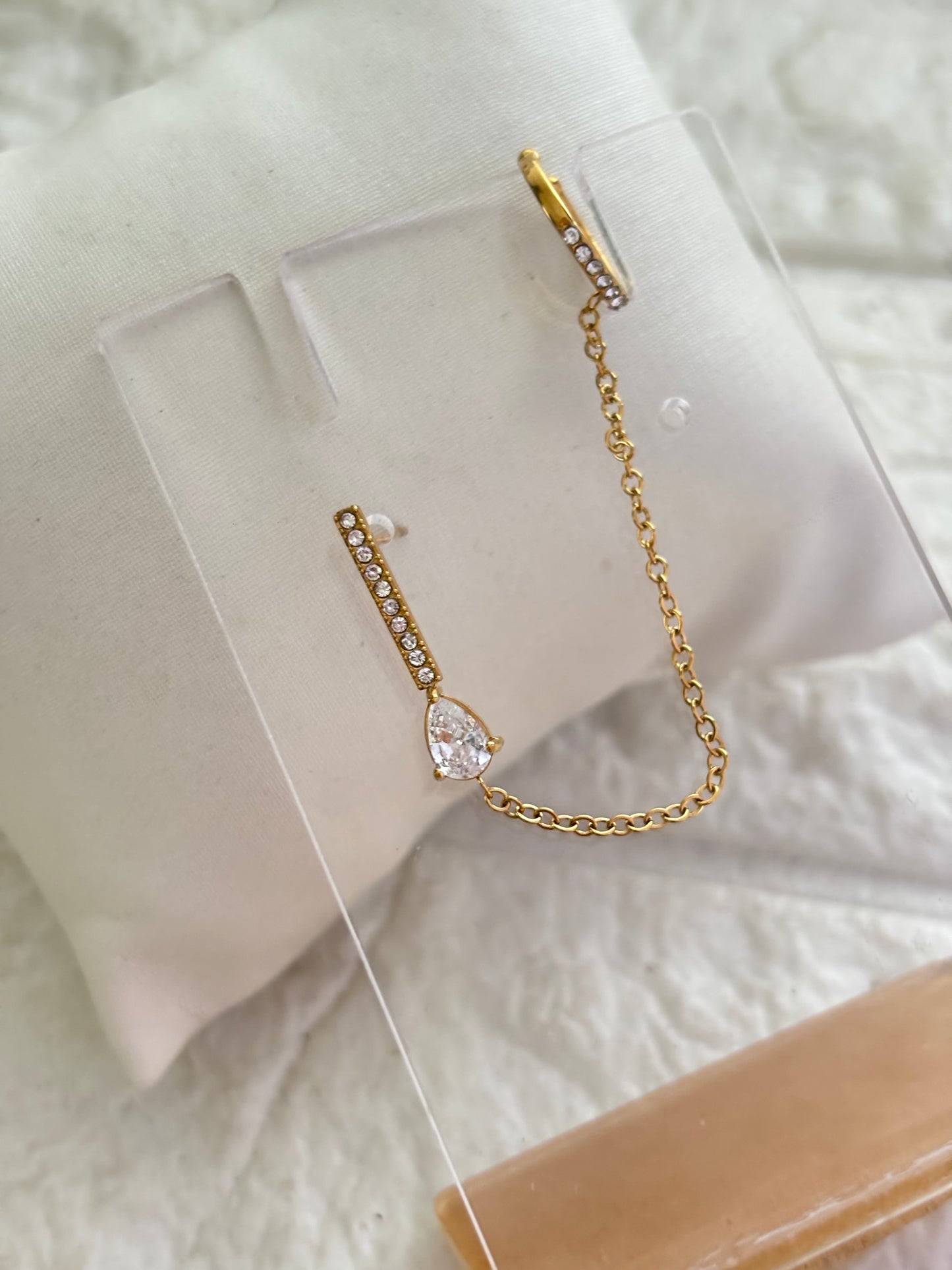 Tear-Drop No Piercing Earring