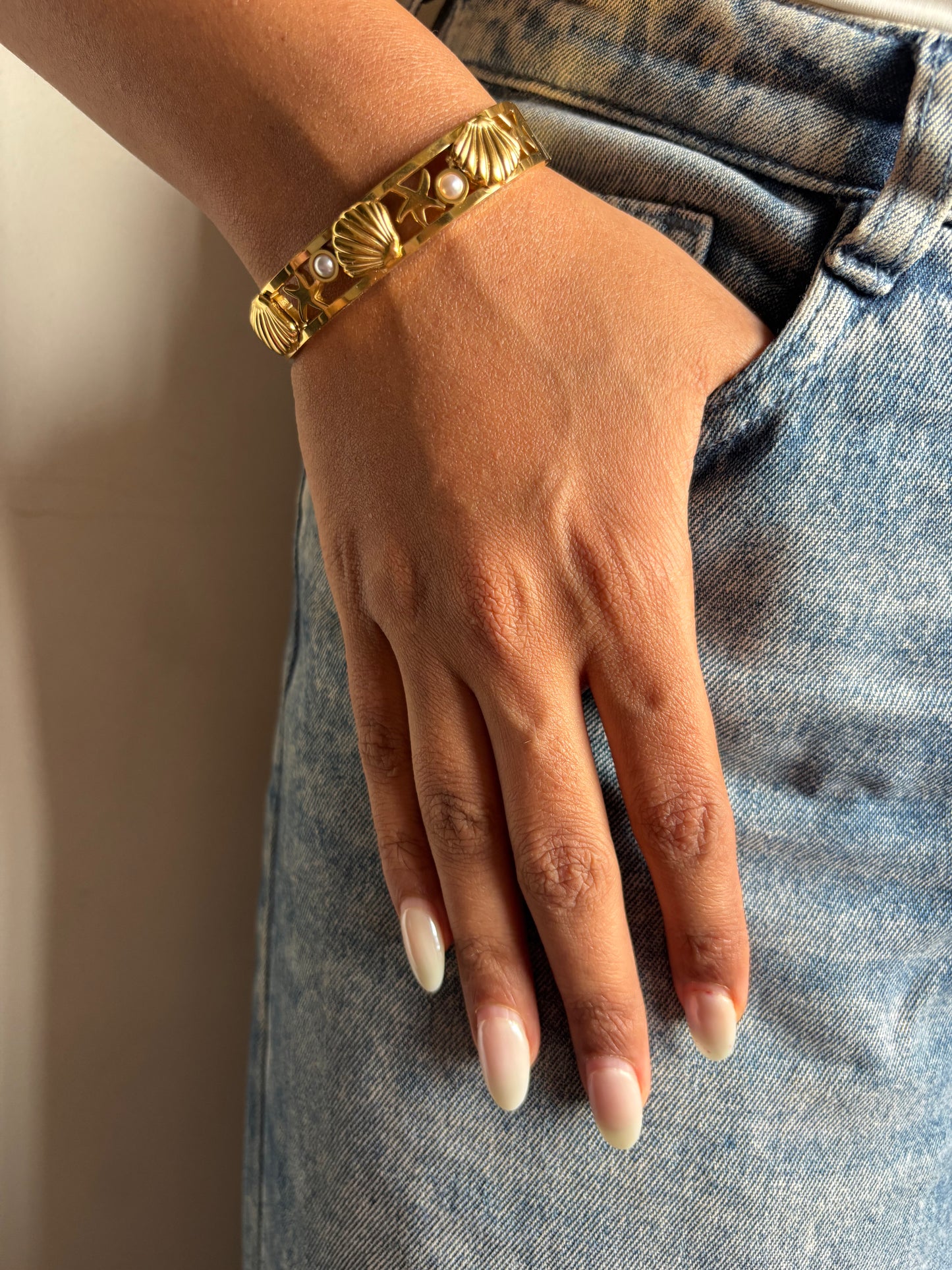 Sail Pearl Shell Bracelet