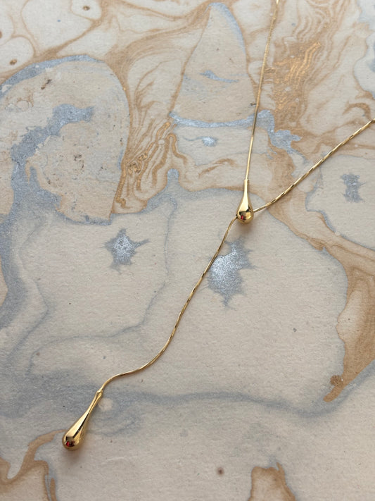 Pull-Up Drop Necklace