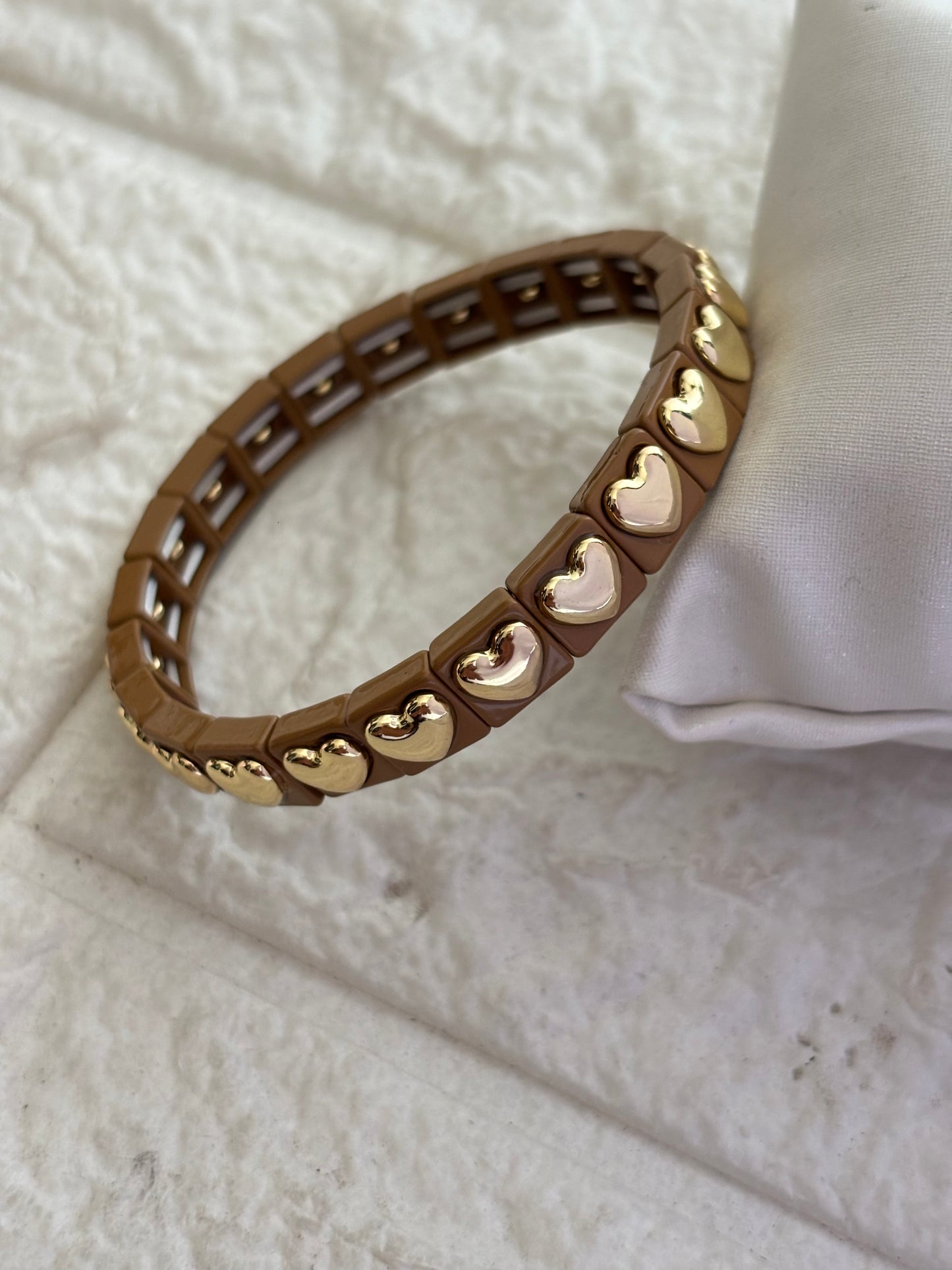 Mocha Heart Stretchable Enamel Bracelet
