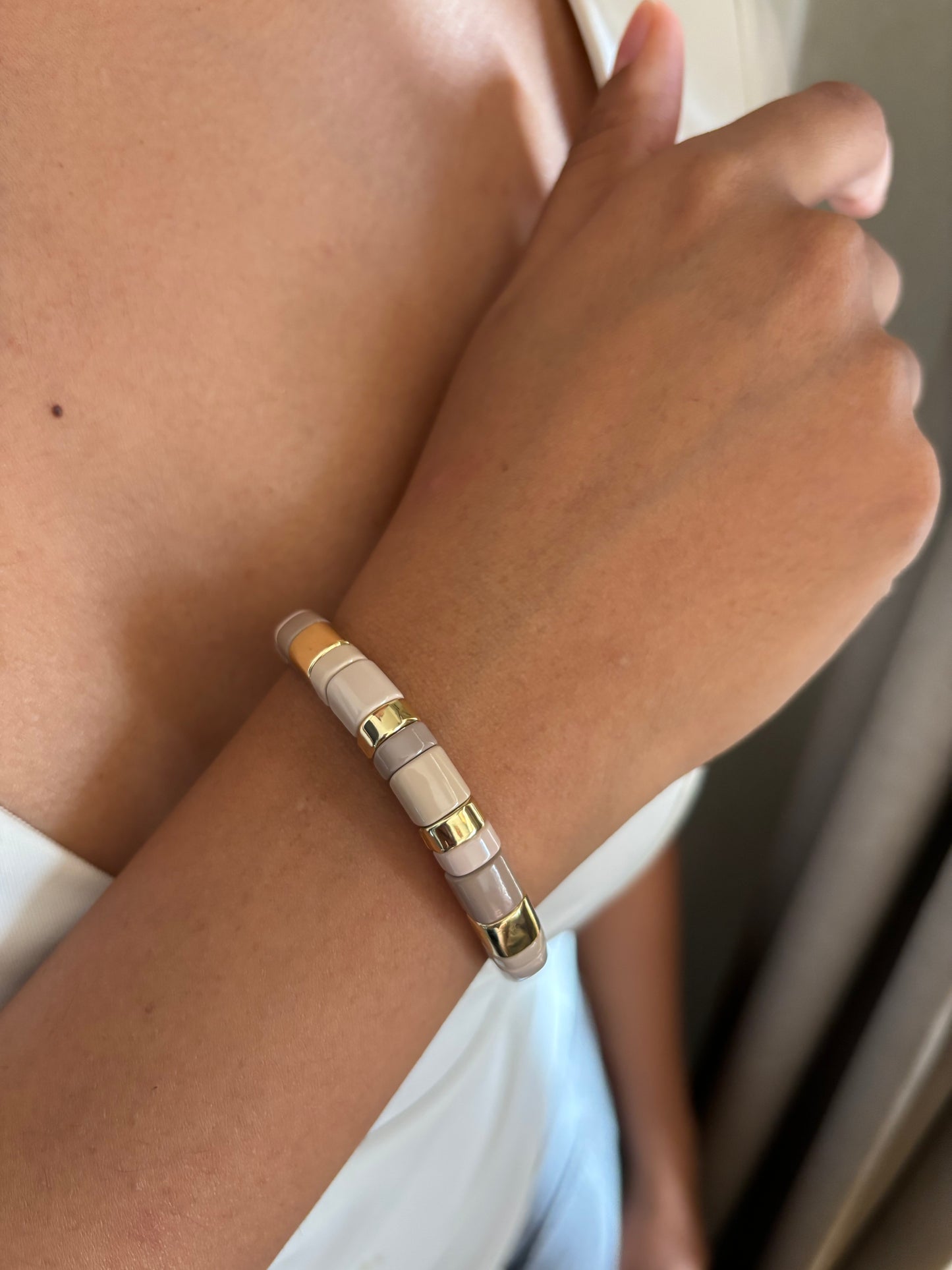 Mauve Enamel Stretchable Bracelet