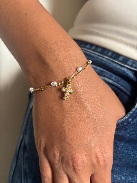 Divine Pearl Bracelet
