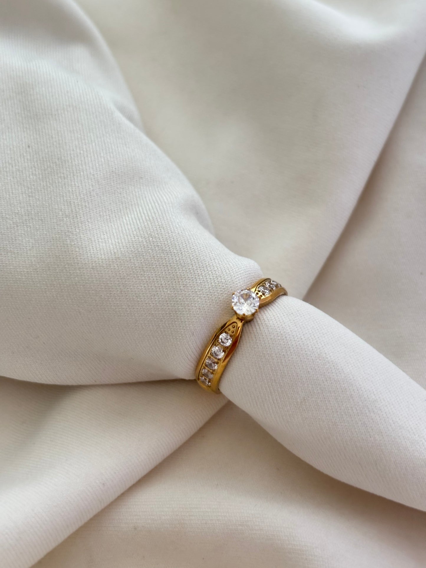 Queen Diamond Ring