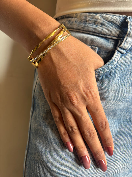 Arena Cut-out Bracelet