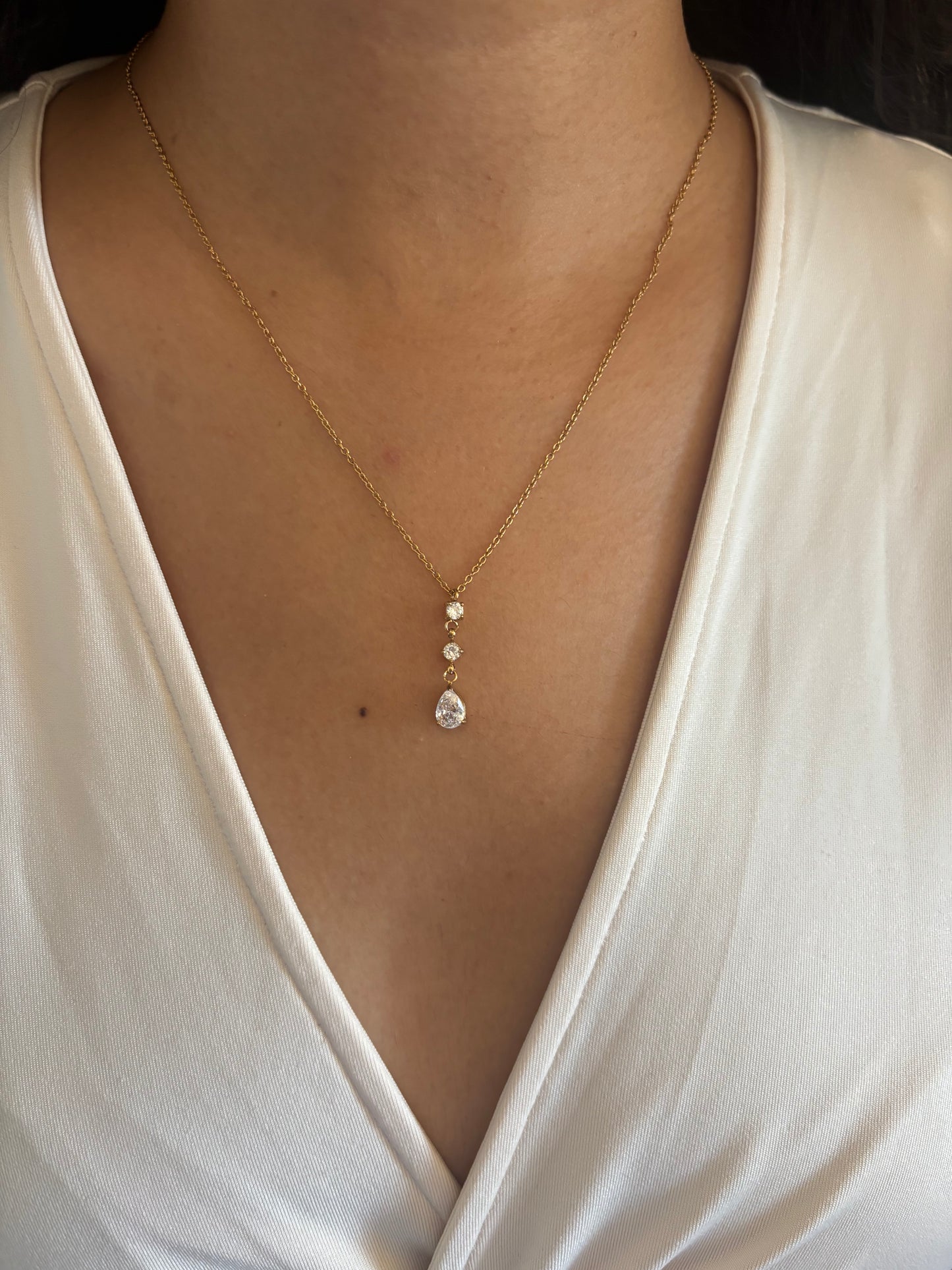 Pear drop Necklace