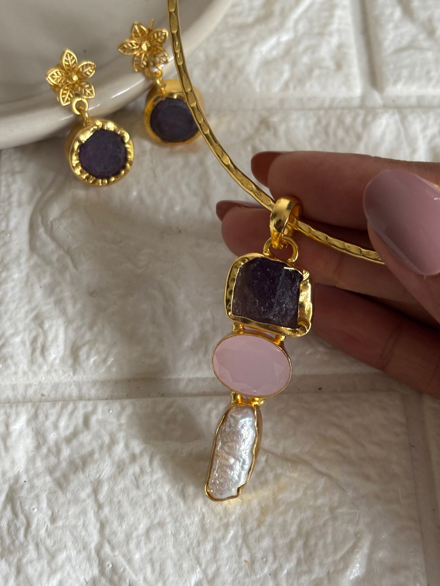 Serene Multi-color Natural Stone Choker Set- Brass