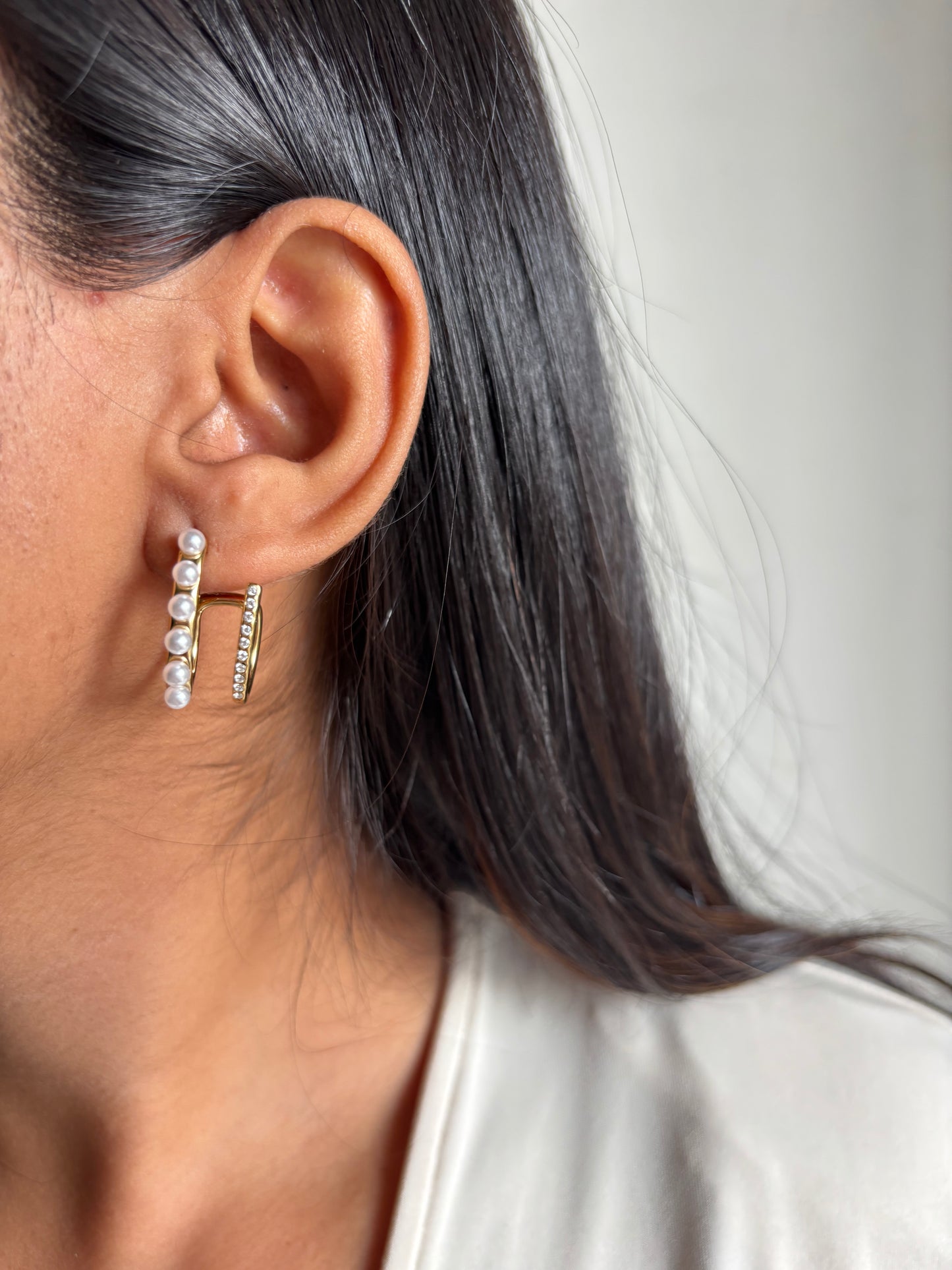 Studded Pearl Earrings