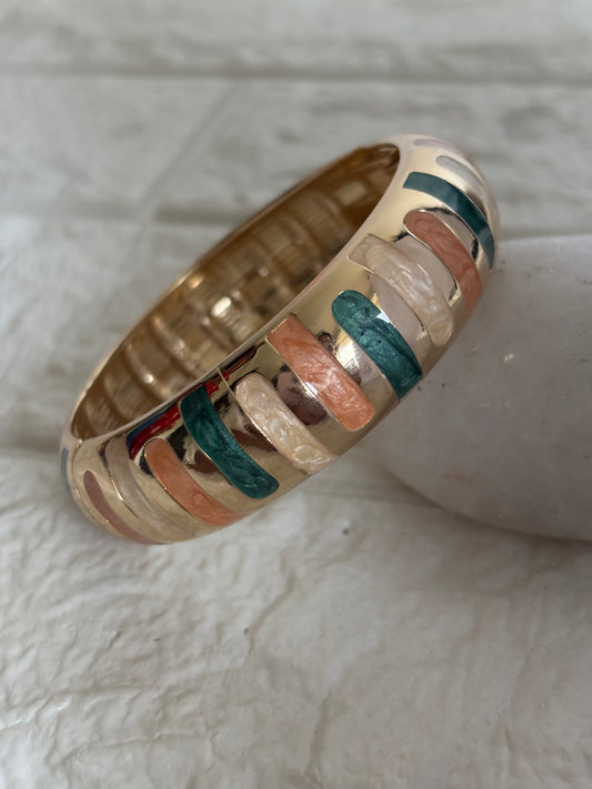 Tres Chunky Bangle Brass