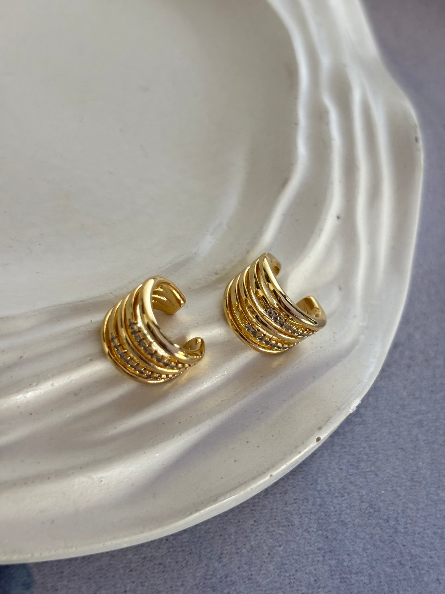 Moana Earcuff - Brass