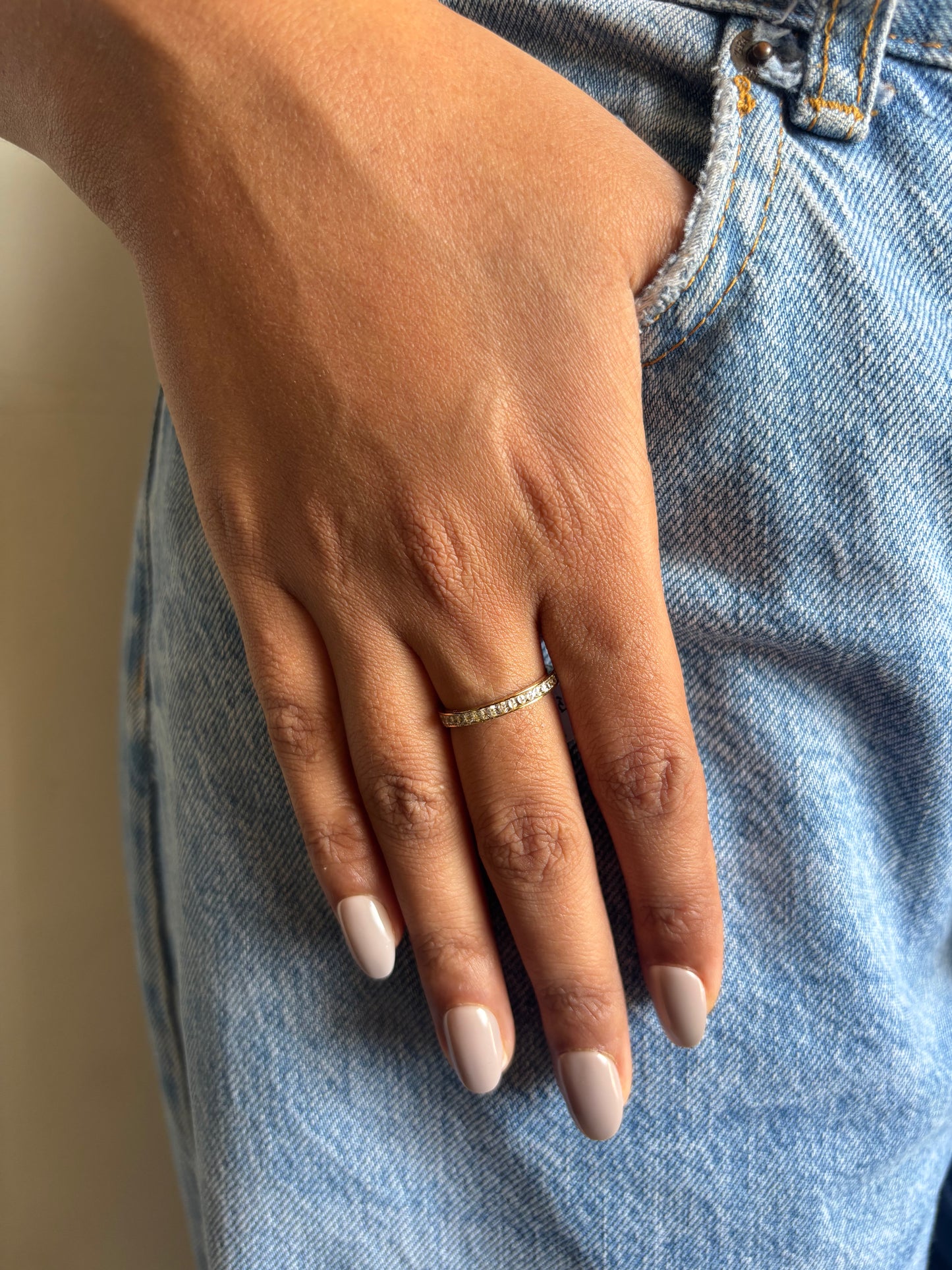 Single Line Eternity Band