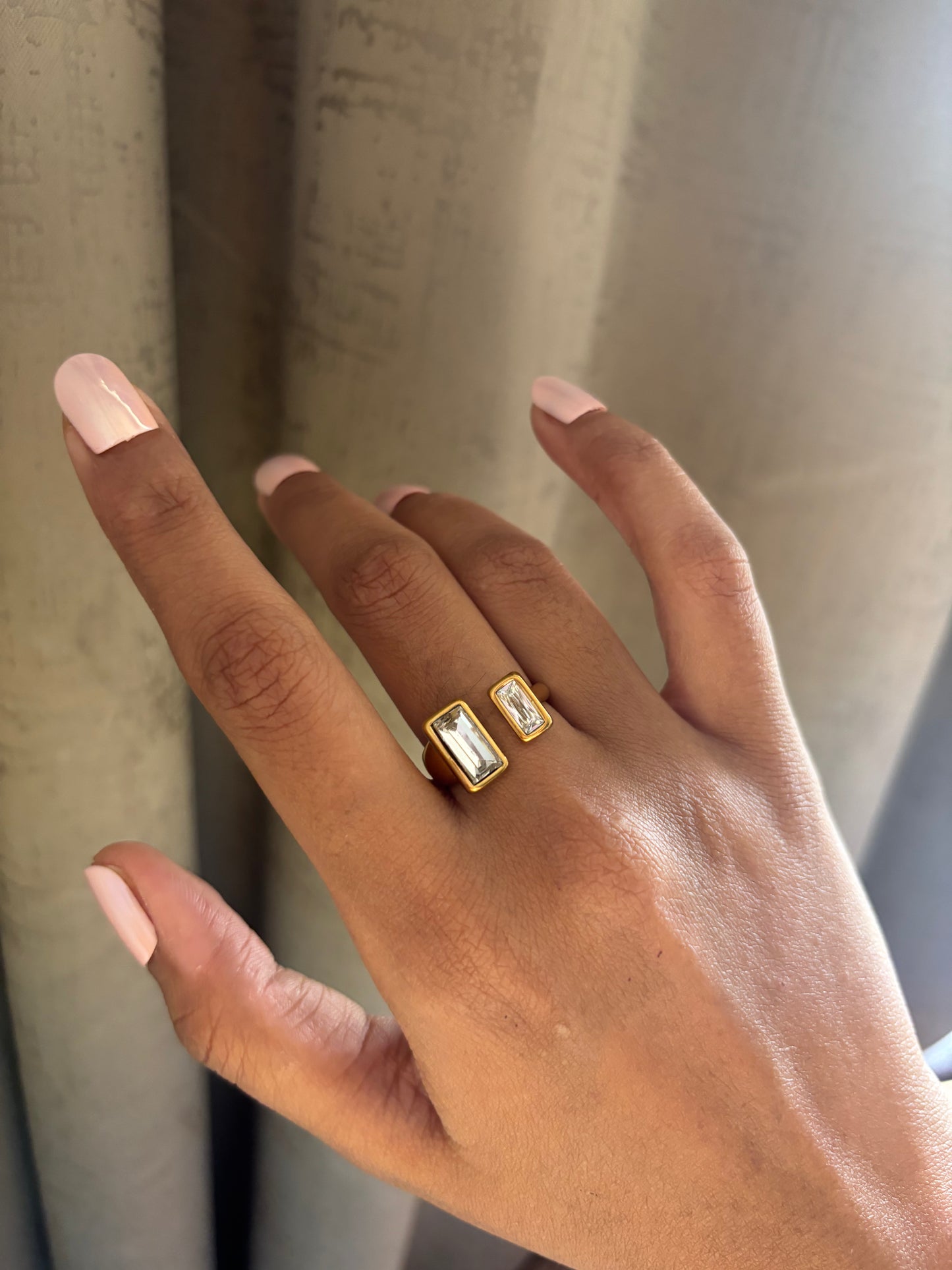 Meraki Clear Adjustable Ring