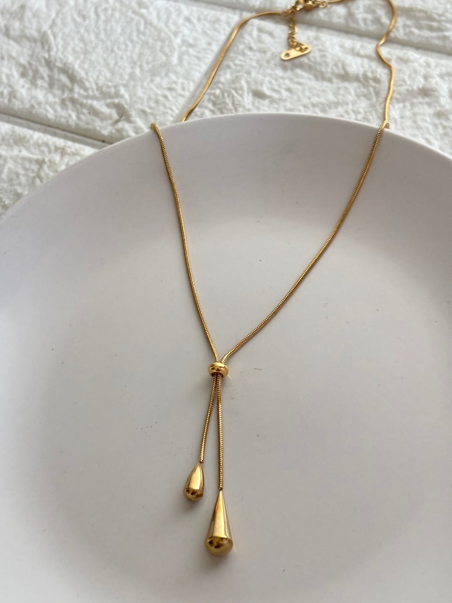 Bottega Pull Drop Necklace