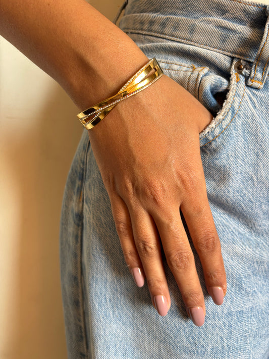 Amora Criss Cross Bracelet