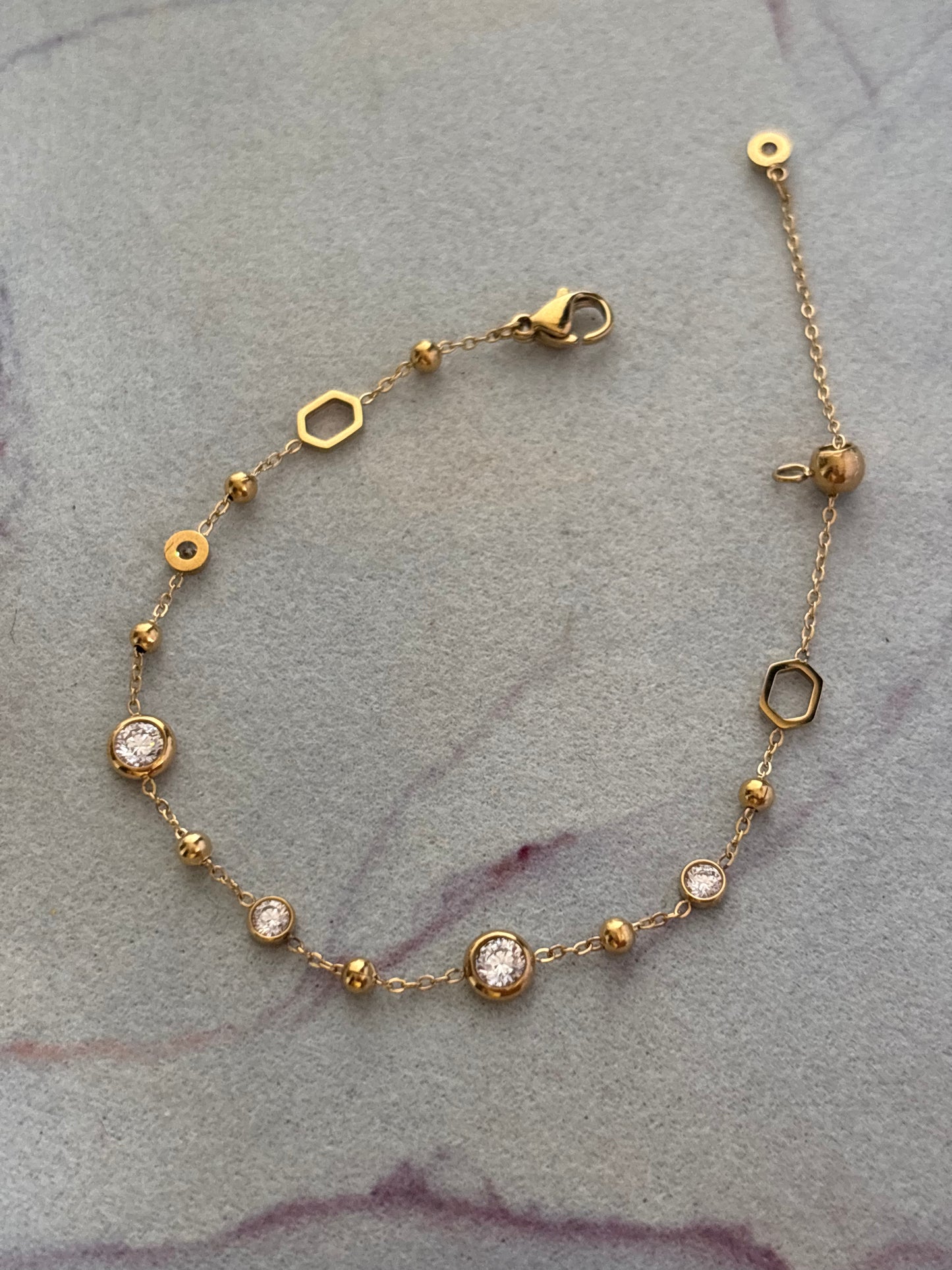 Ellora Pull up Bracelet