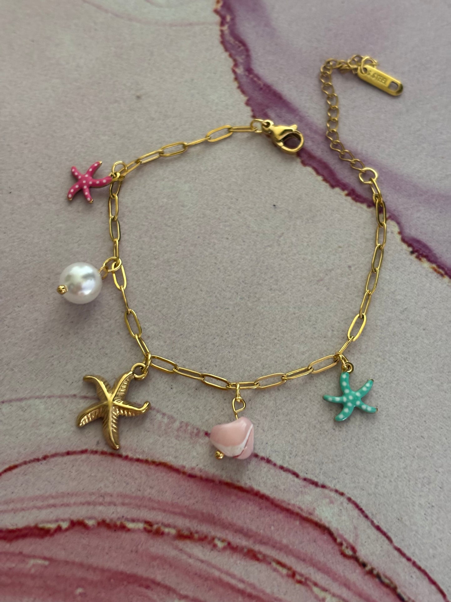 Faye-Star Bracelet