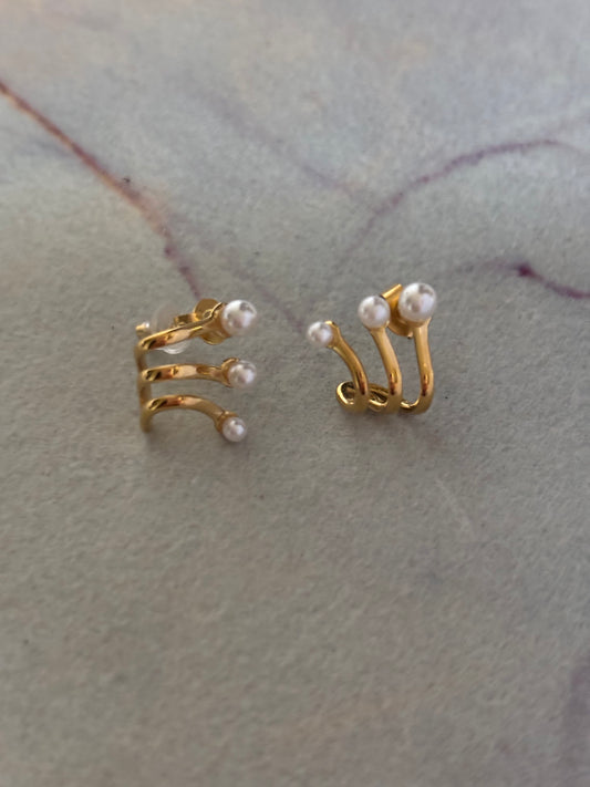 Pearlia Dainty Earrings