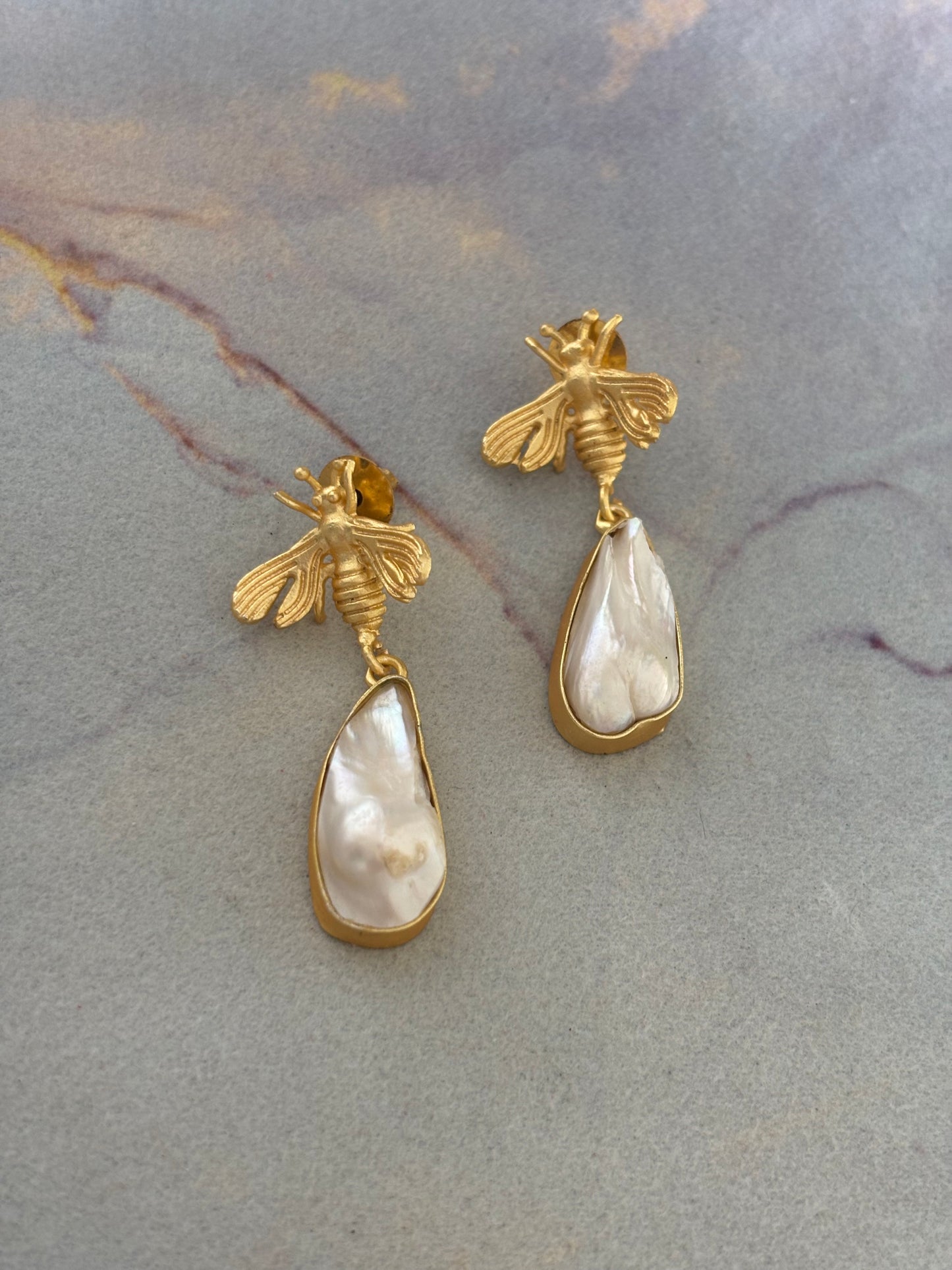 Bee Baroque Pearl Dangler-Brass