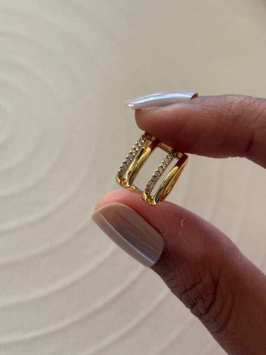 Blair Single Earcuff Brass