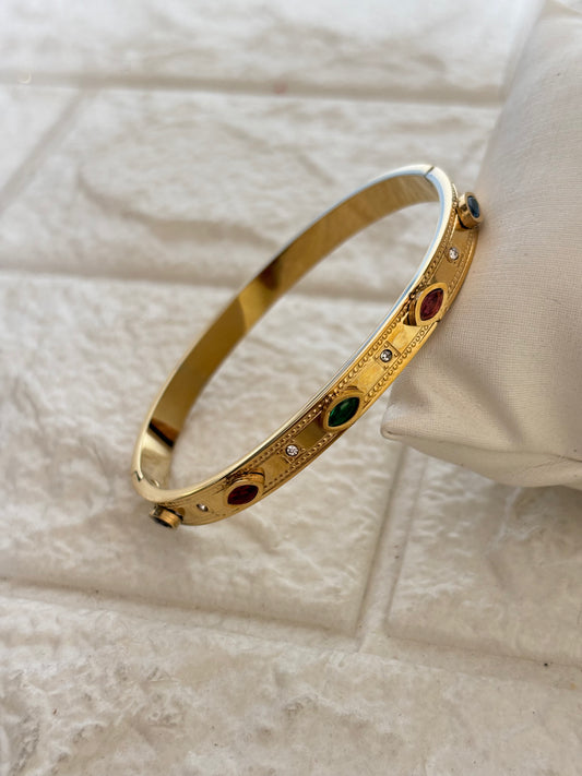 Royal Heart Bracelet Stack