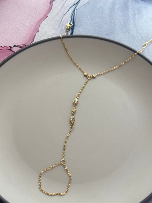 Amalia Hand Chain