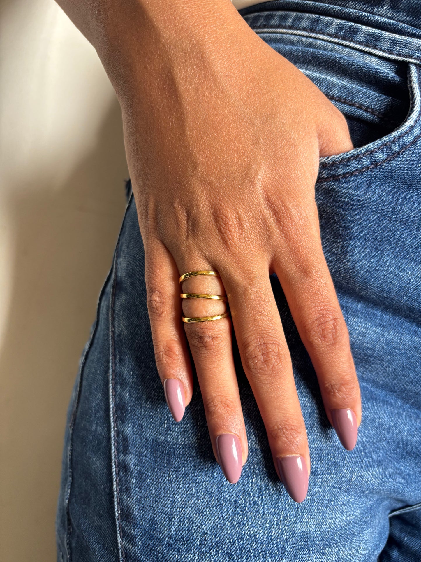 Lino Ring
