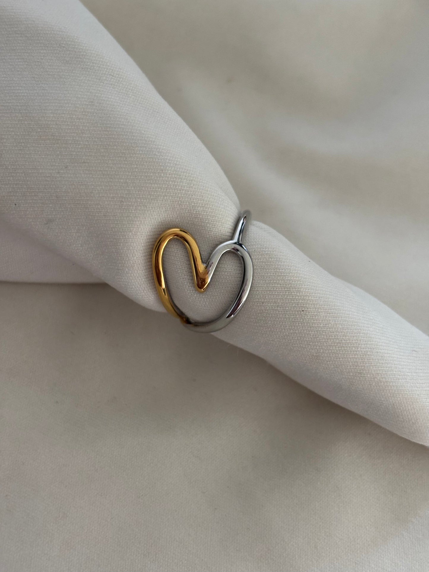 Heart Cut-out dual Tone Ring (Size-7)