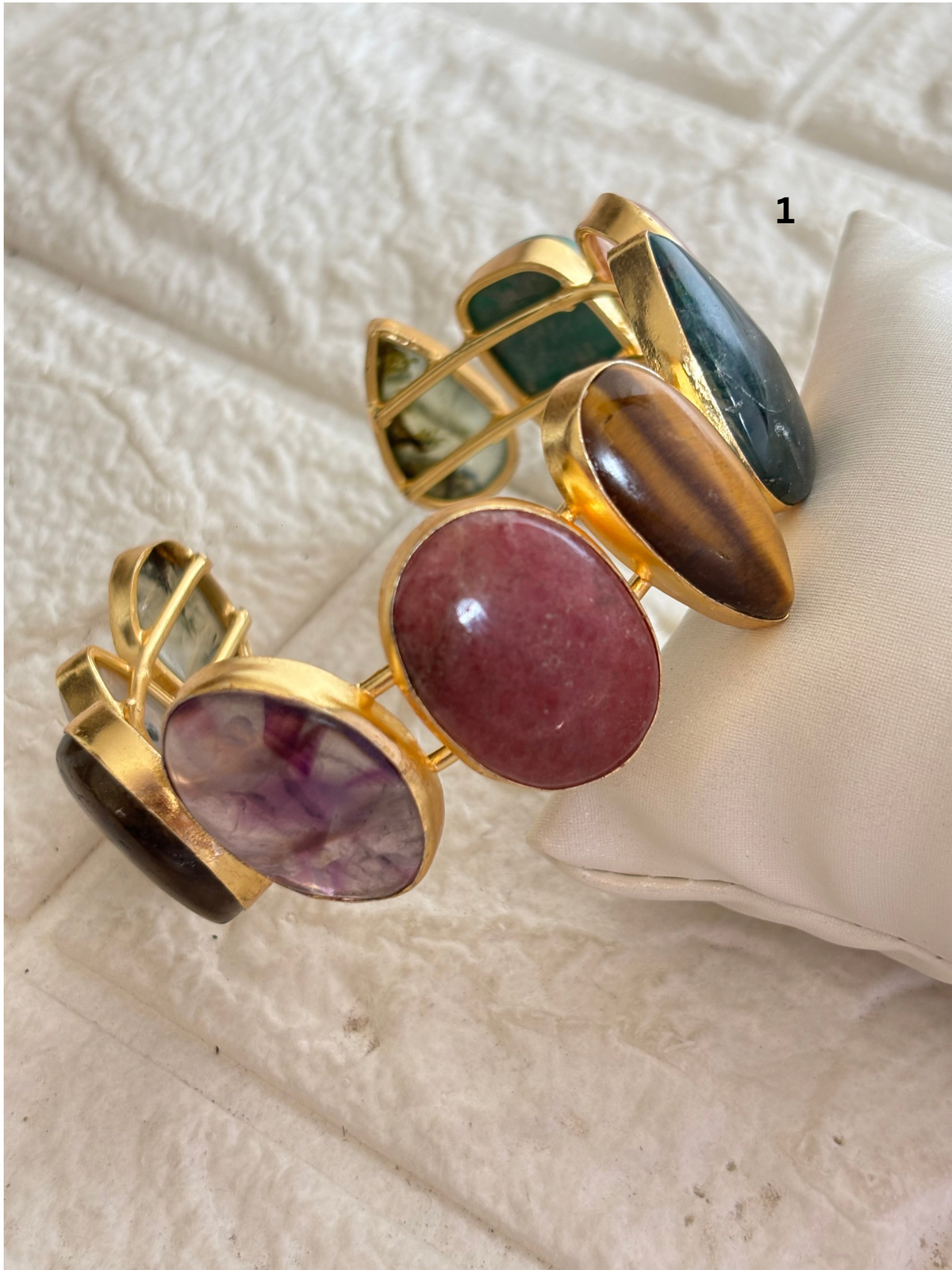 Misora Natural stone Bracelet