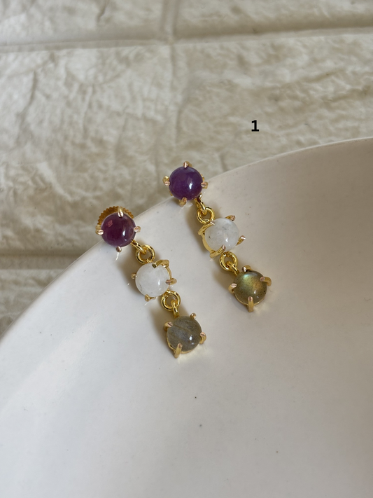 Mini Pearl Dangler- Brass