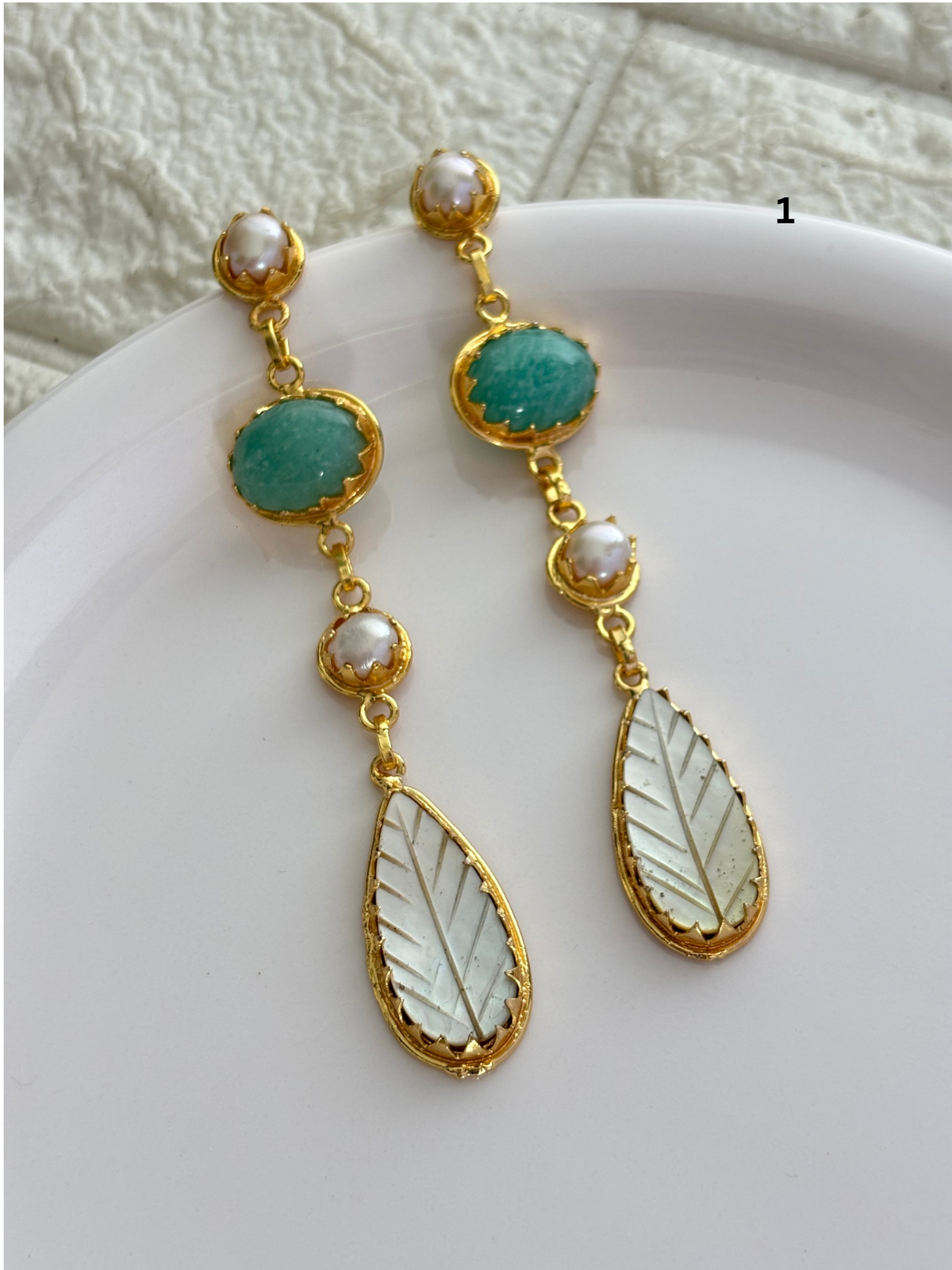 Iris Danglers- Brass