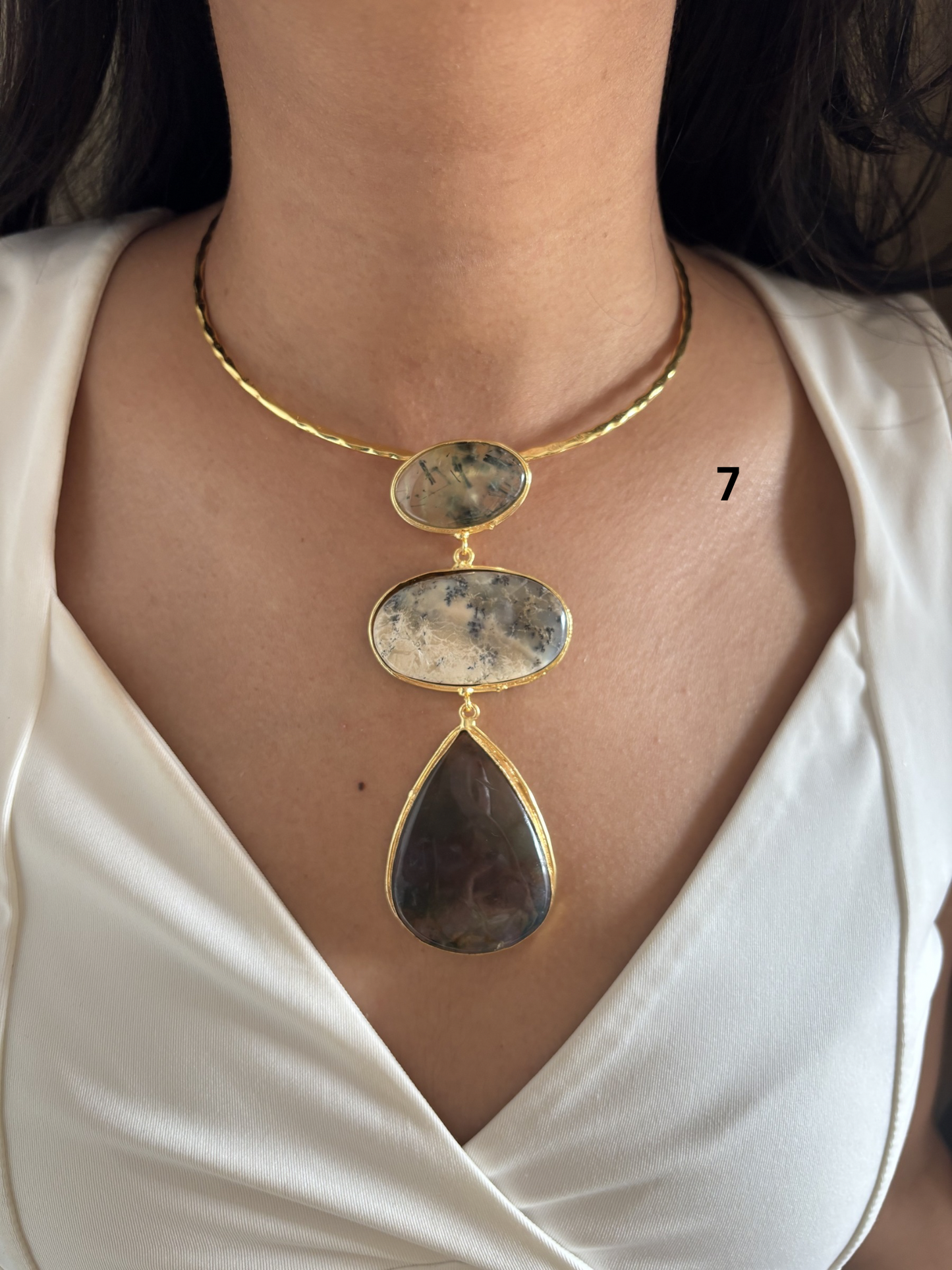 3 stone Isabelle hasli choker- Brass