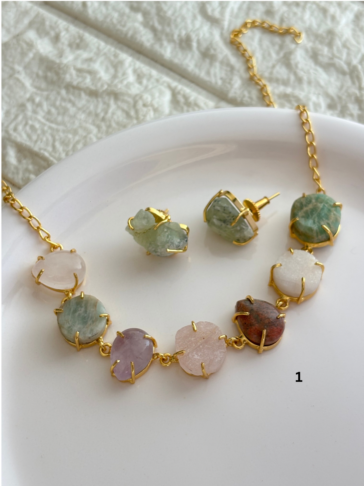Pulp Natural Stone Choker Set-Brass