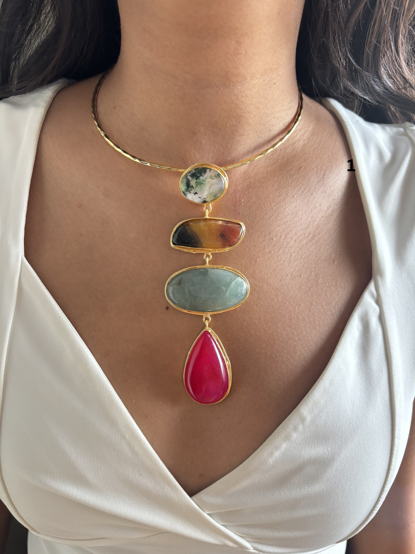 Isabelle Natural Stone Hasli Choker- Brass
