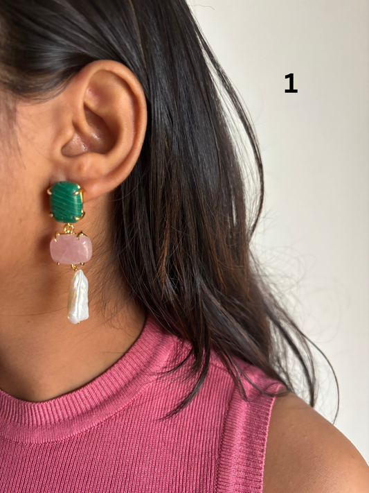 Pearl Color Natural Stone Dangler