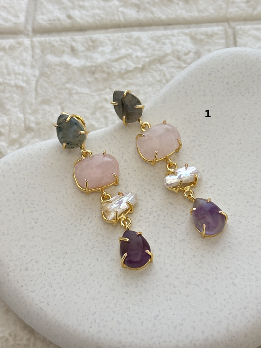 Pearl Color Natural Stone Dangler