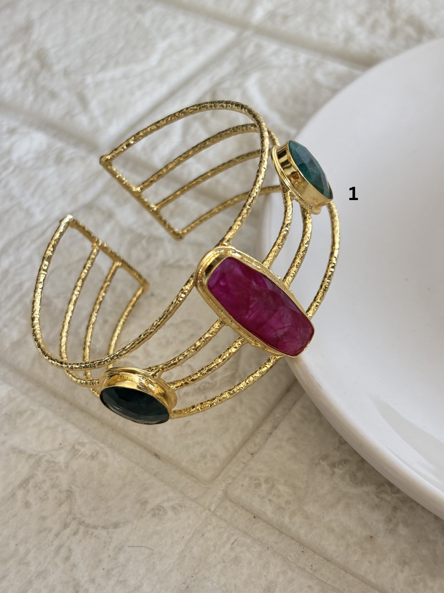 Trio Colour Natural Stone Brass cuff