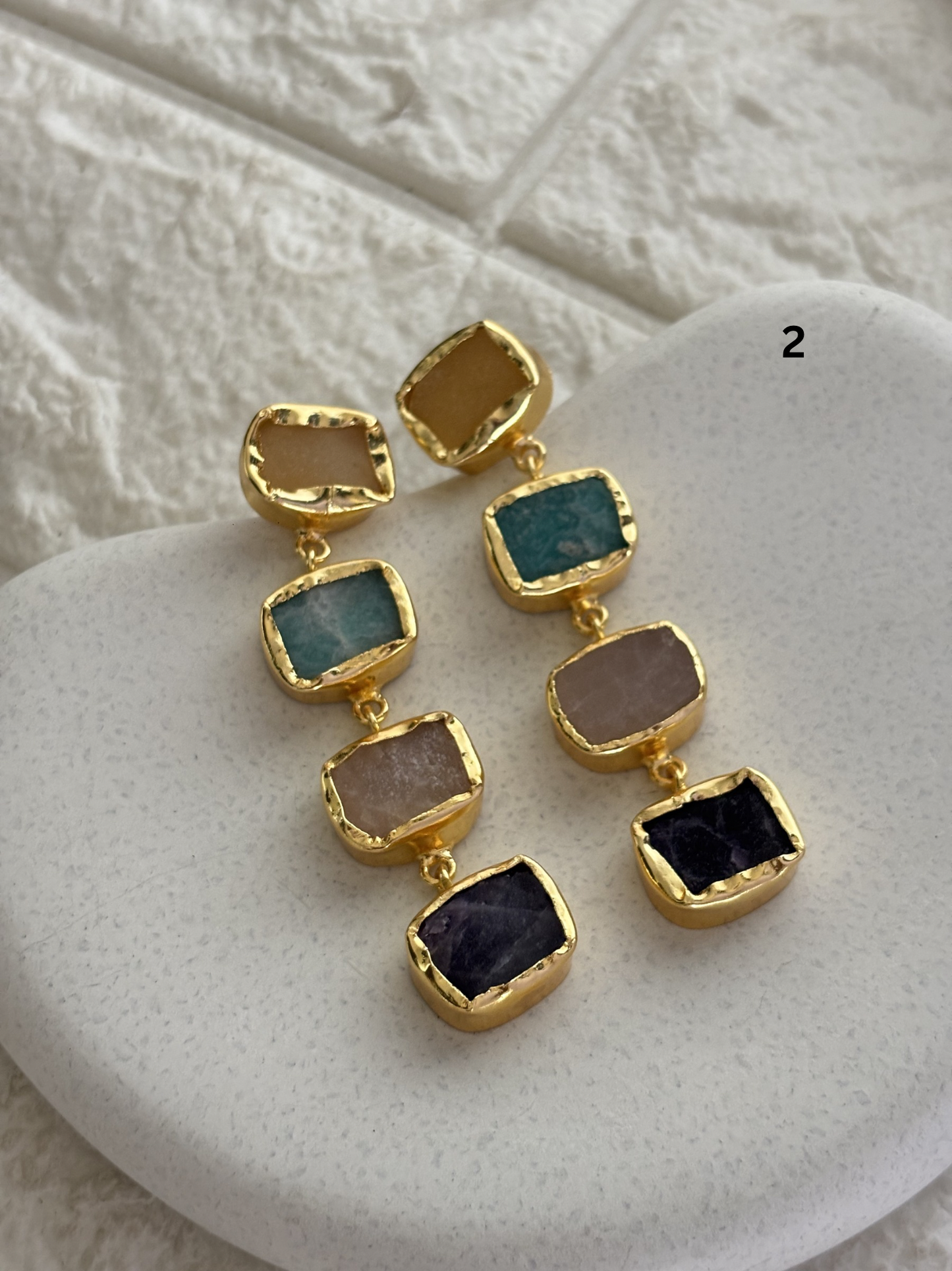 Colorbar Natural Stone Dangler