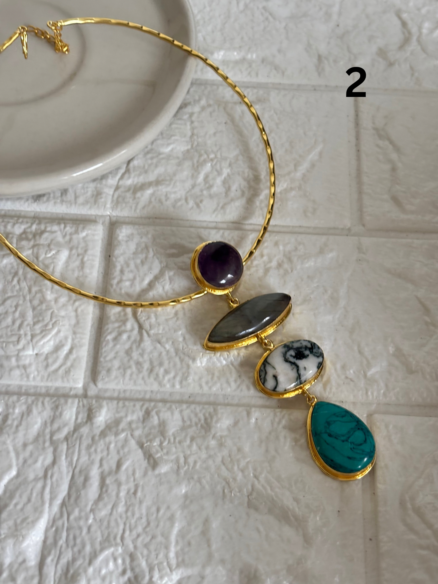 Isabelle Natural Stone Hasli Choker- Brass