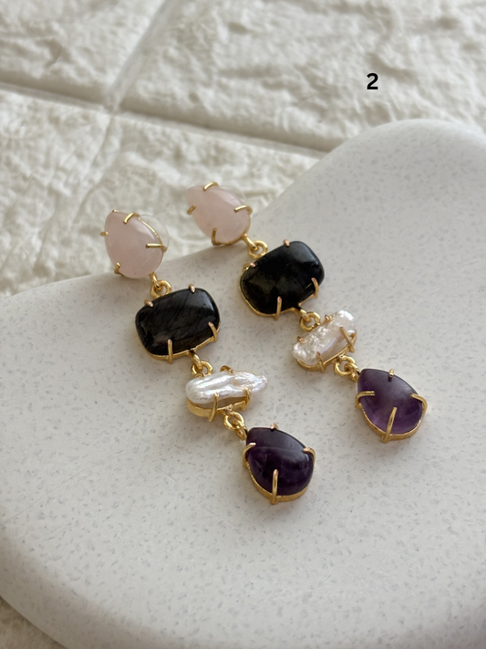 Pearl Color Natural Stone Dangler