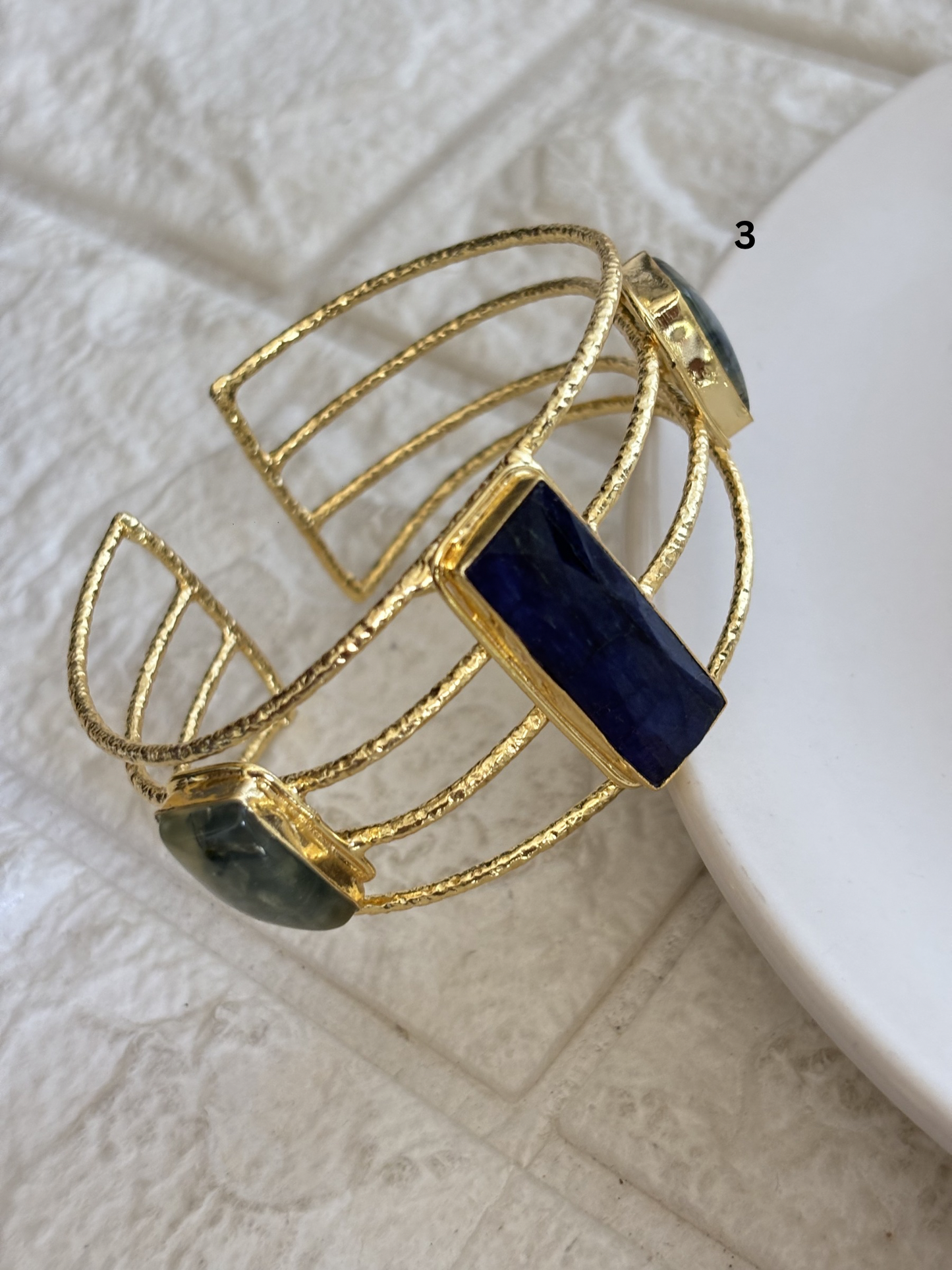 Trio Colour Natural Stone Brass cuff