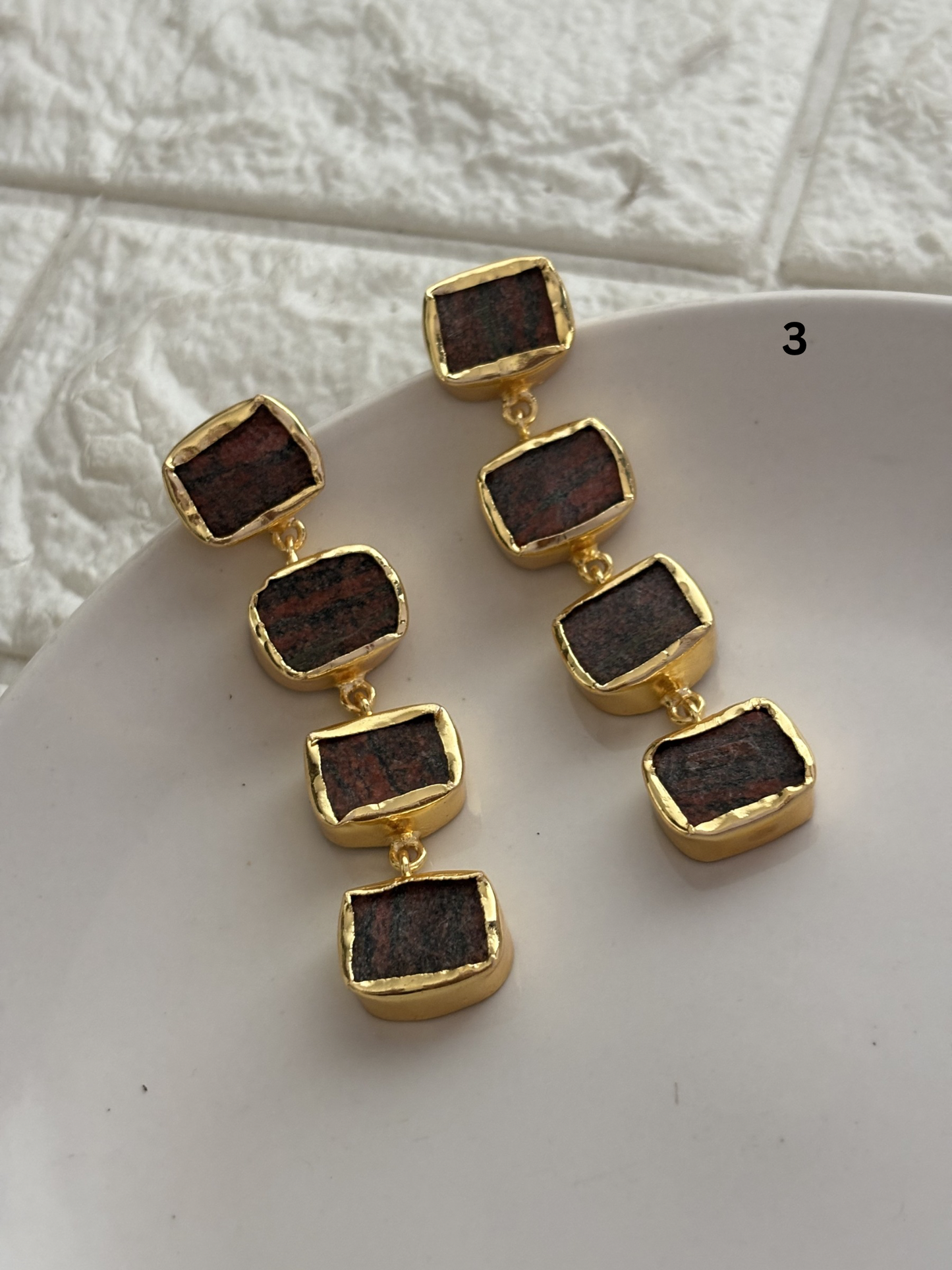 Colorbar Natural Stone Dangler