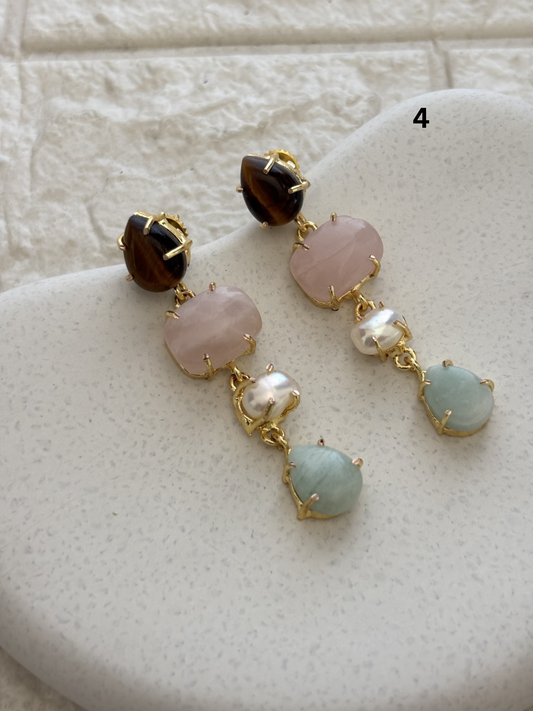 Pearl Color Natural Stone Dangler