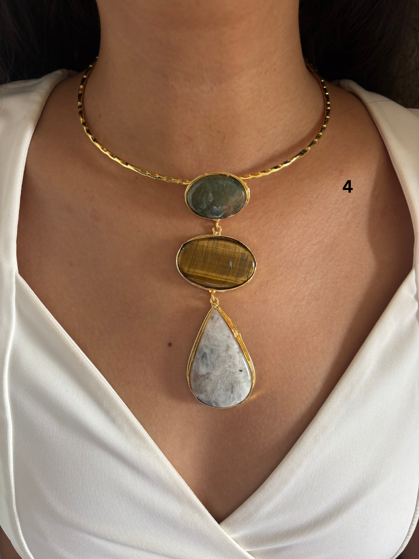 3 stone Isabelle hasli choker- Brass