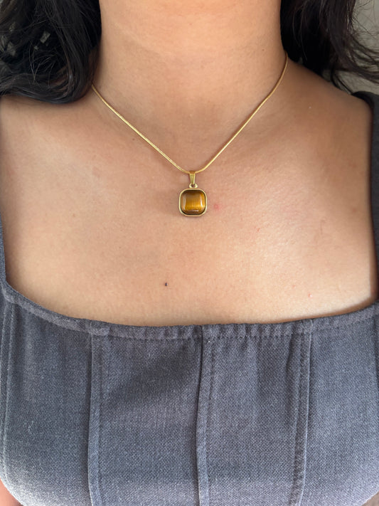 Hawk Eye - Necklace